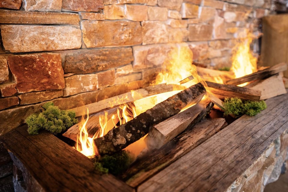 Cheminée vapeur effet flammes – ambiance cosy