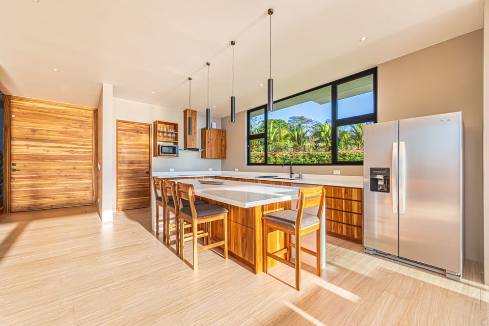 Kitchen island with bar seating
