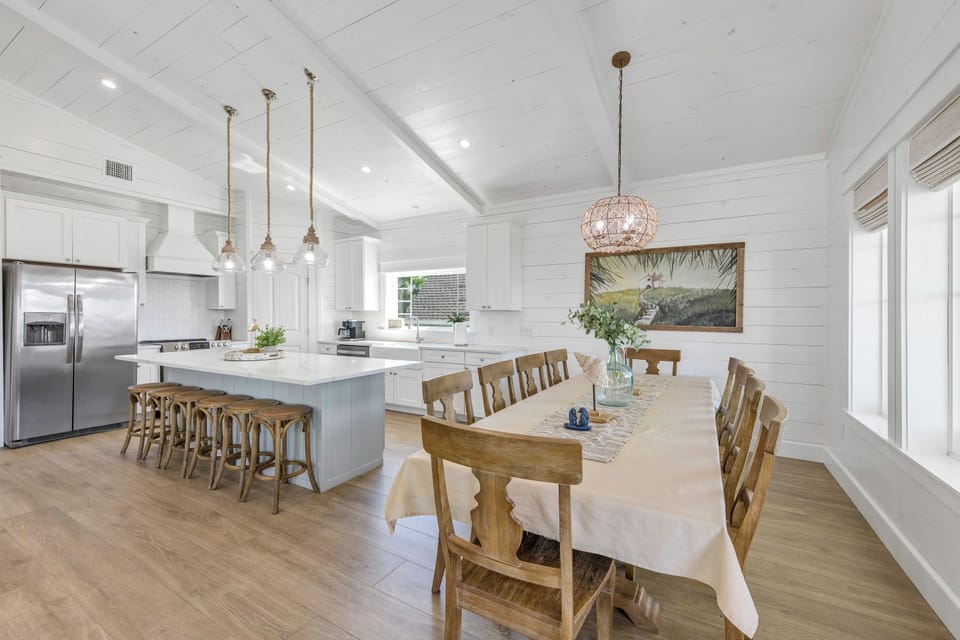 Seating for 16 makes for plenty of space to gather as friends and family.