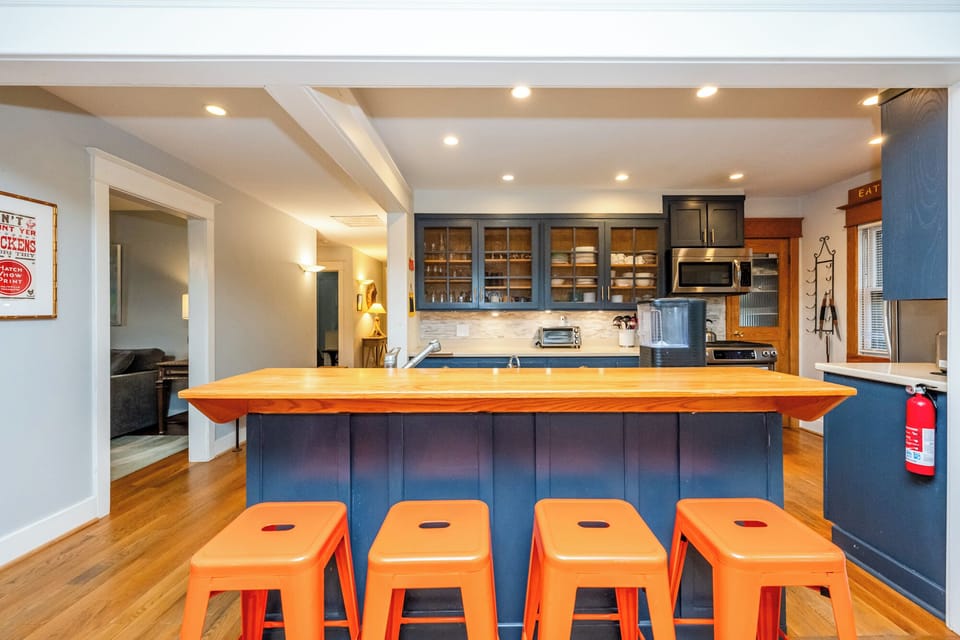 Island Seating For Four