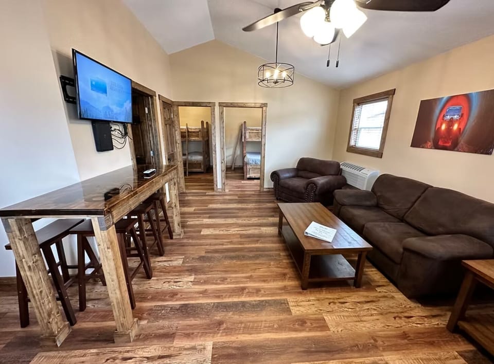 Living Area & Dining Area w/ Large Flat Screen TV