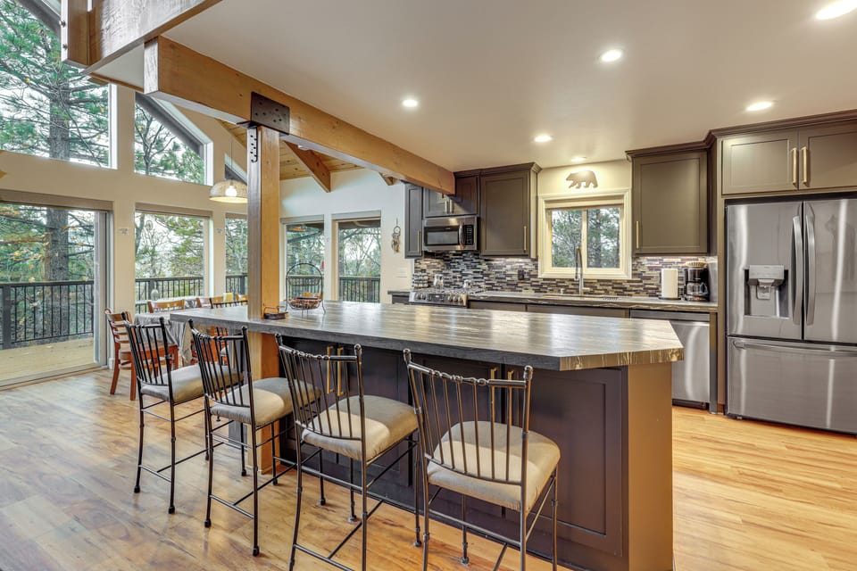 Kitchen | Main Level | Drip Coffee Maker