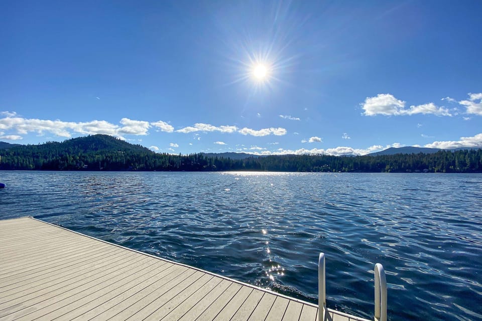 Enjoy the slower pace of Hayden Lake, whether that is kayaking, fishing, boating or paddle boarding. 