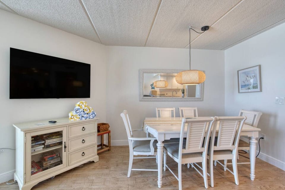 Daytona Beach Oceanfront Pet Friendly Airbnb