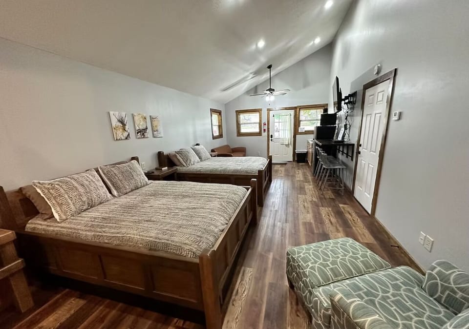 Hotel Type Bedroom Space