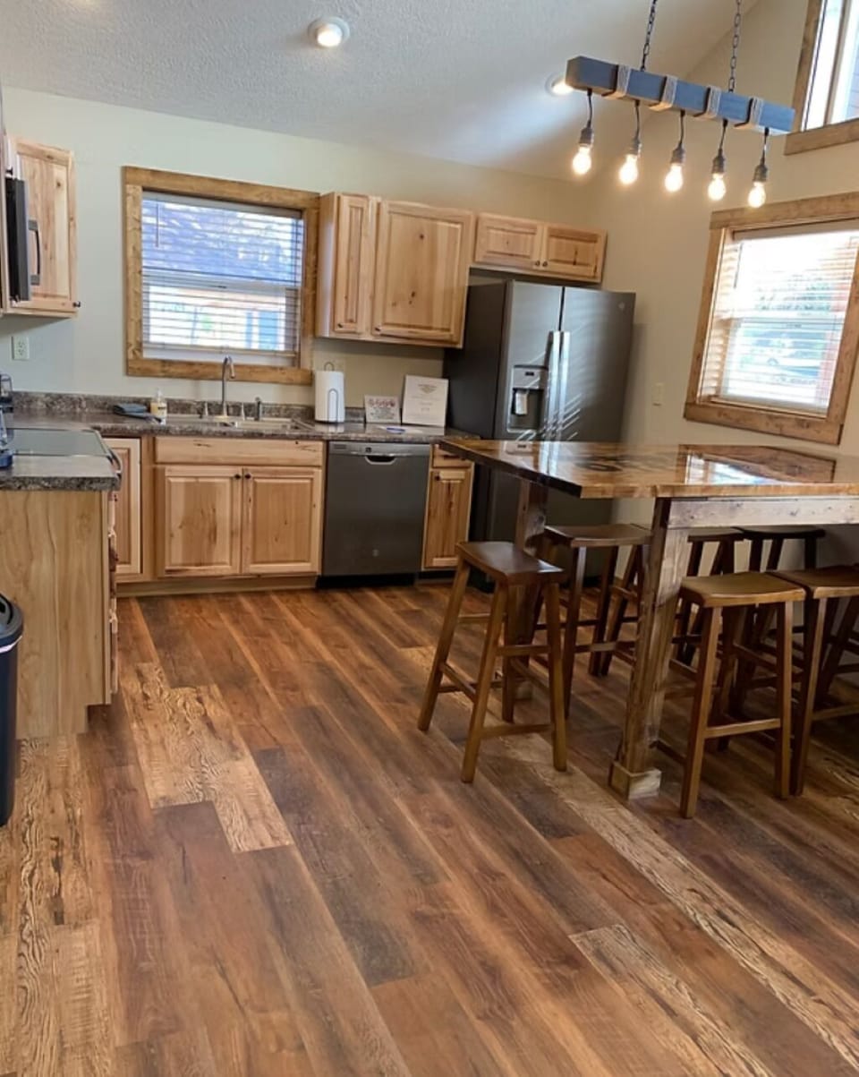 Kitchen and Eating Area