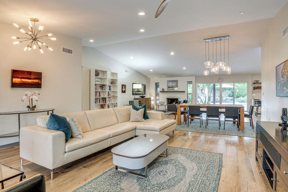 Living Room | Central A/C & Heat | Free WiFi