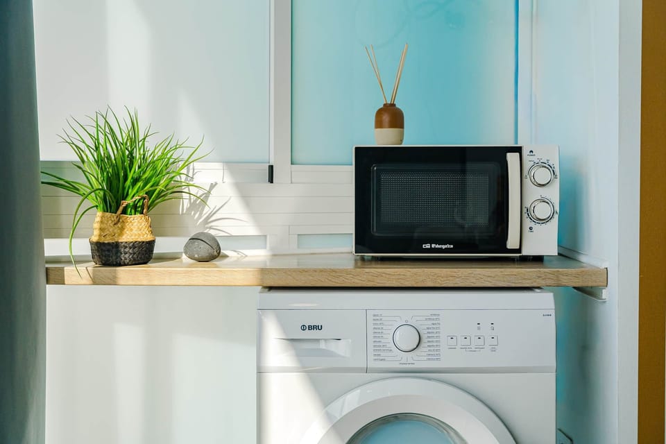 20251215 - Pambnb - Las Terrazas - Kitchen-Mirowave