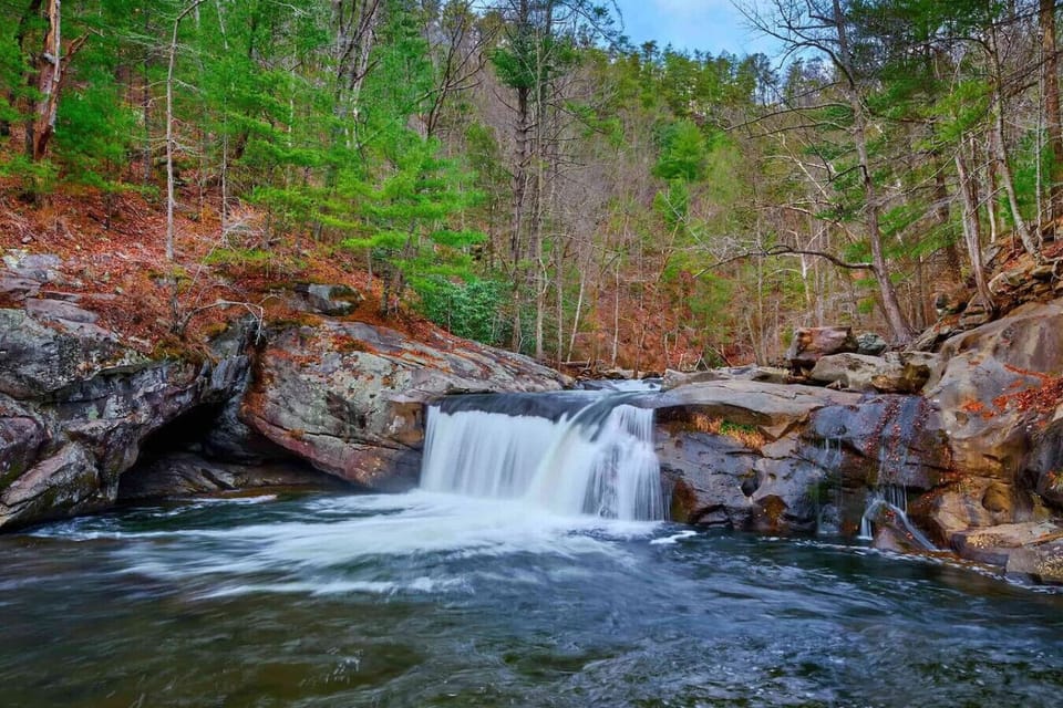 Tellico River Baby Falls just 20 min drive from the cabin. It`s a popular roadside waterfall known for its beauty and easy access. A favorite spot for kayakers and scenic photos.