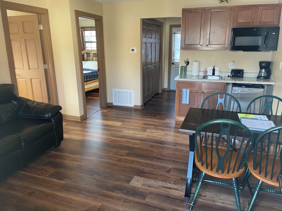 Eating Area and Kitchenette