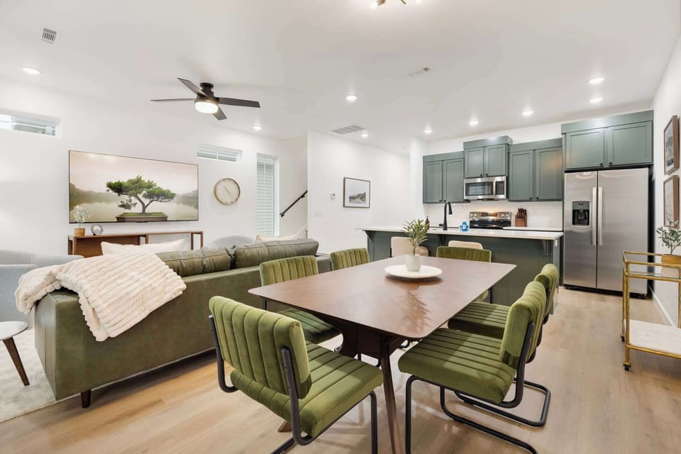 Our newly built, modern home has fun and comfortable decor for 6 guests.