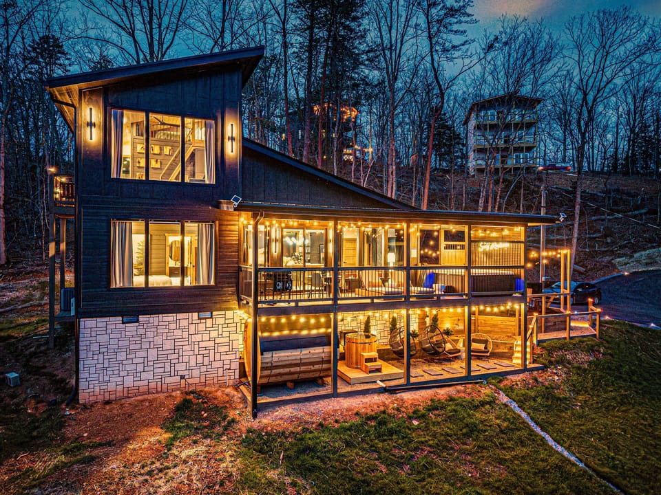 A private, light-filled retreat tucked into the trees.
