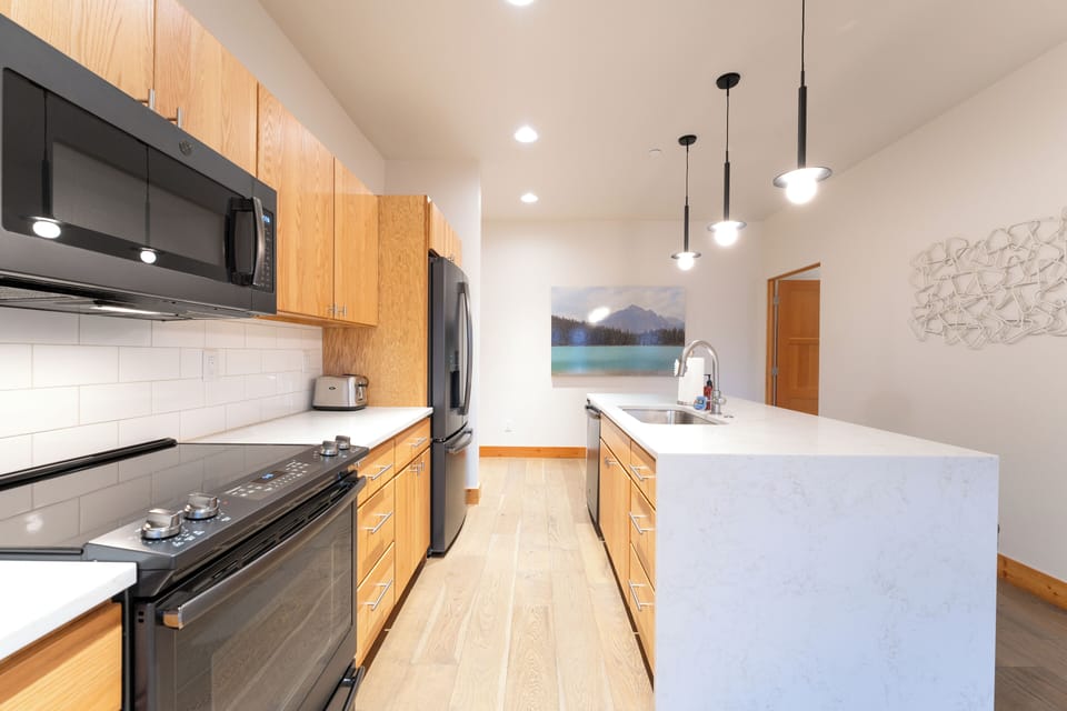 Open flow through the kitchen.