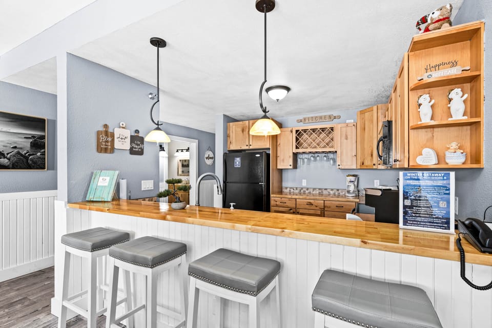 Highland vibes with stylish high chairs