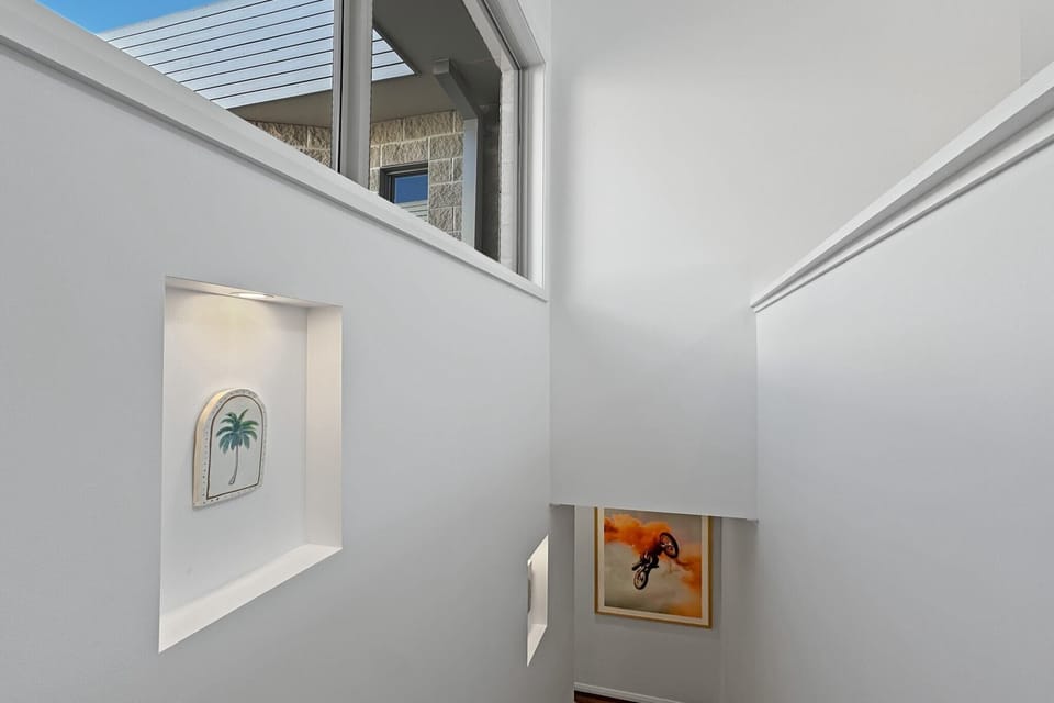 Entrance / Reception