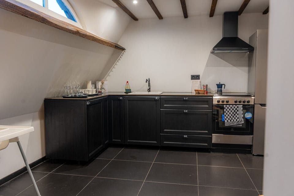 Fully equipped kitchen