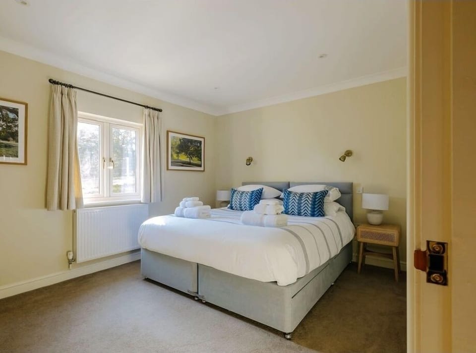 Spacious master bedroom 