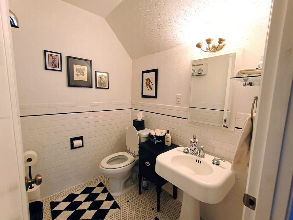 Private 1/2 Bathroom