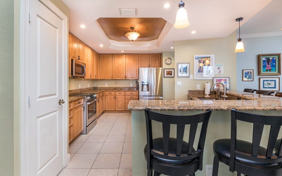 Full size and fully equipped kitchen