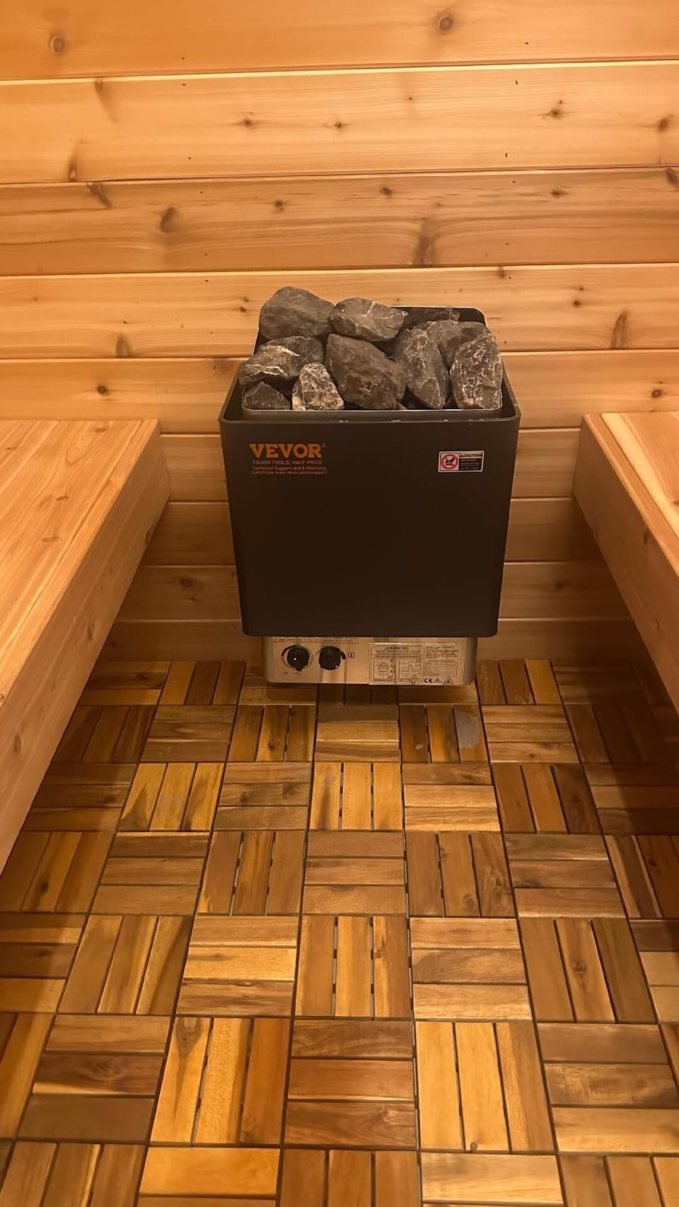Private 4 person Sauna 