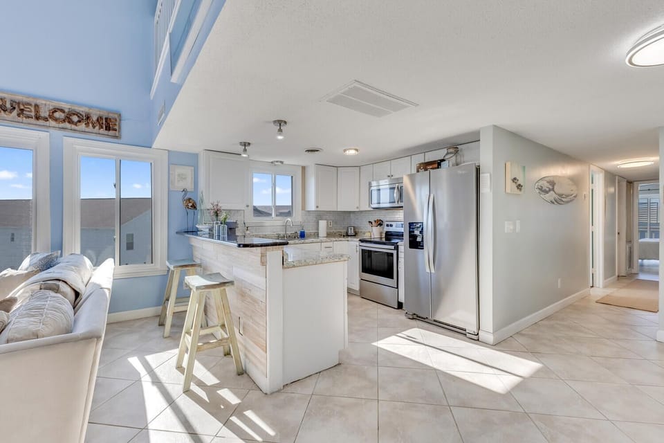 Paradise Found-large-014-027-Kitchen-1500x1000-72dpi