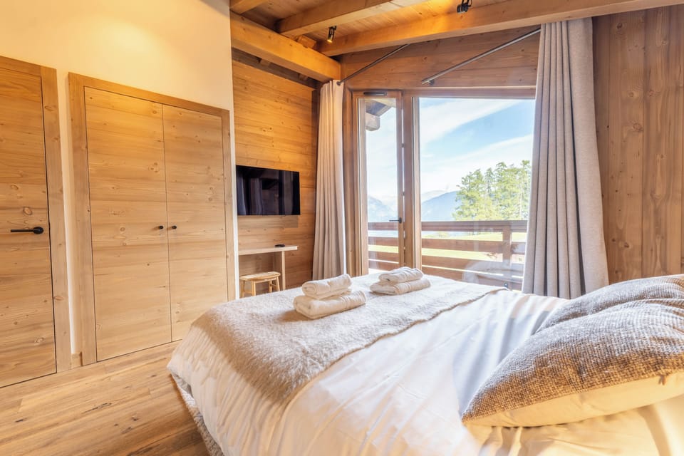 Chalet Combloux Megève Mont-Blanc view Chalet in Combloux