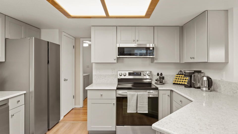 Cook, gather, and feel right at home