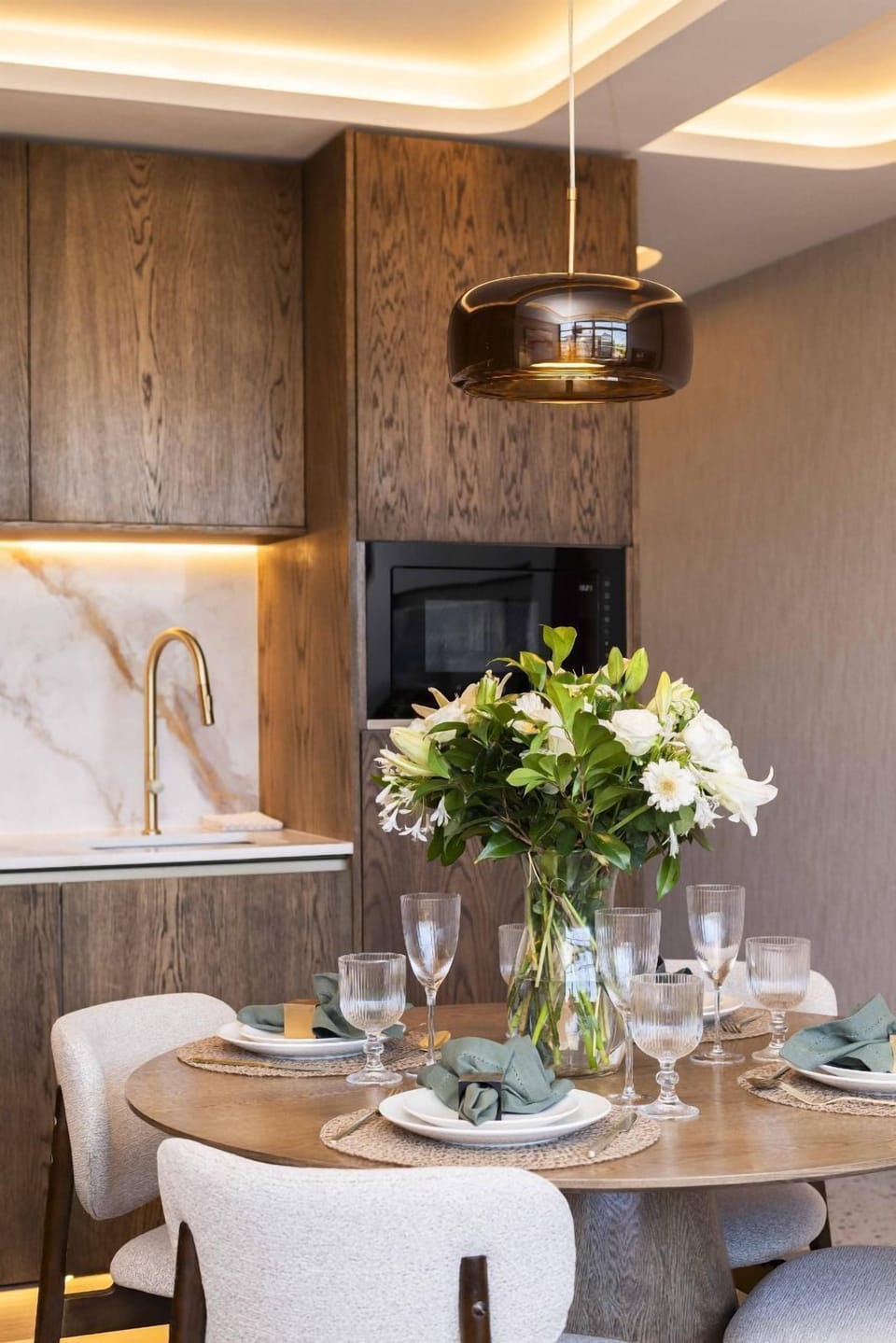 Sea View Luxury Retreat – Mouille Grange 710 (34232)