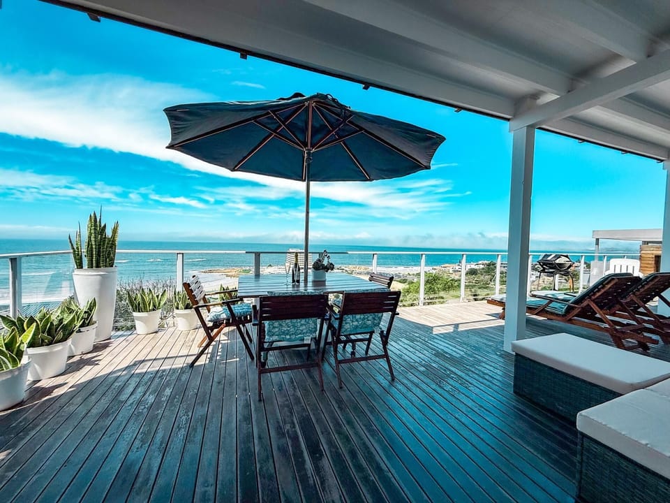 Harker Street Sea Facing Studio (33008)