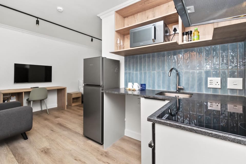 3rd Floor CBD Studio at The York (33902)