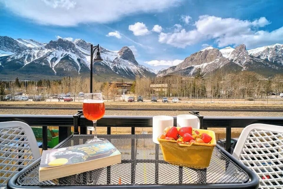 Outside Dinning