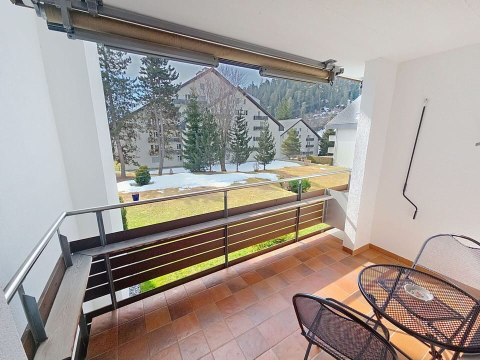 Wood, Interior Design, Apartment, Ceiling, Balcony, Condominium, Hardwood, Daylighting, Wood Stain, Wood Flooring