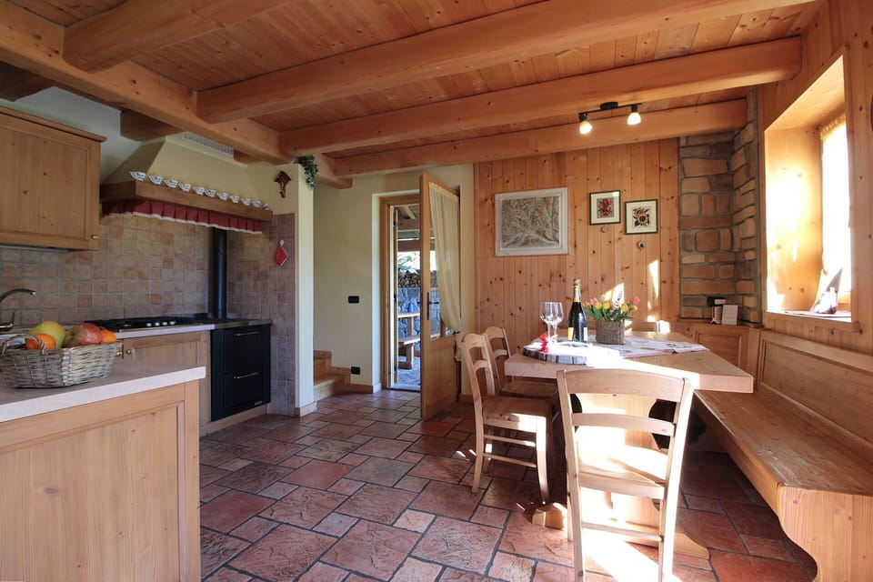 Autumn, Kitchen, Spring, Summer