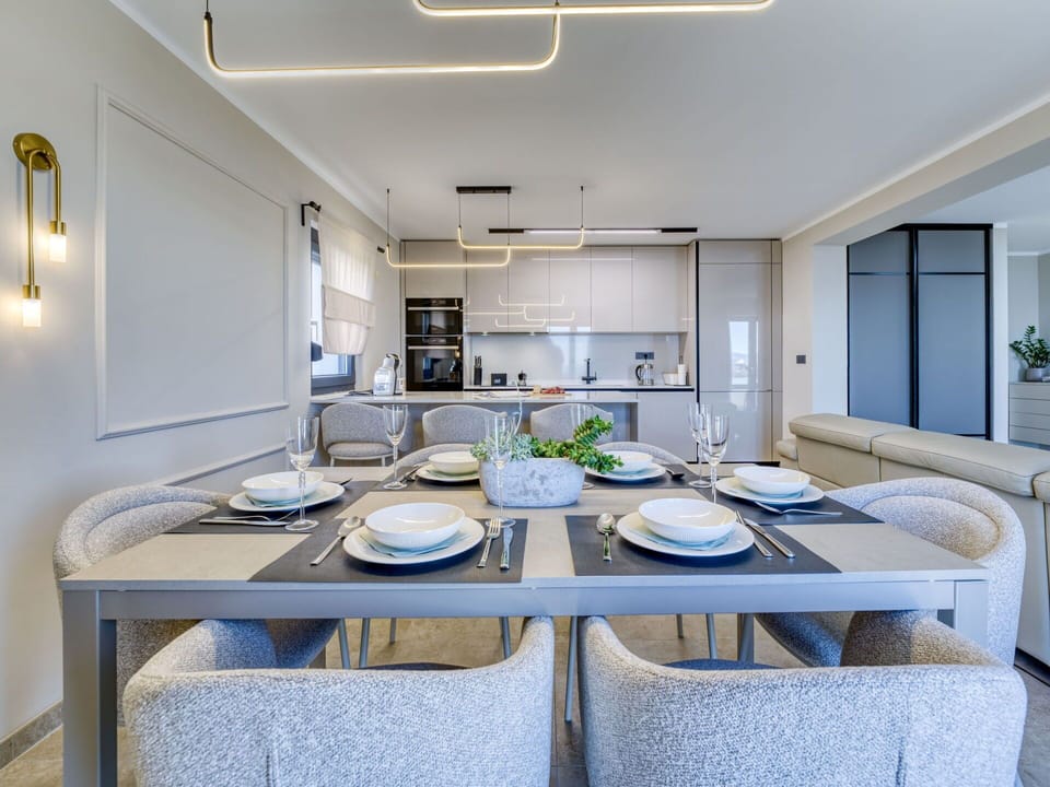 Interior Design, Ceiling, Flooring, Light Fixture, Lighting, Floor, Room, Kitchen & Dining Room Table, Kitchen