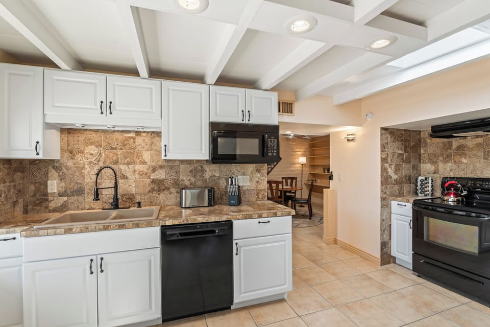 Nice, spacious kitchen is perfect for meals at home.