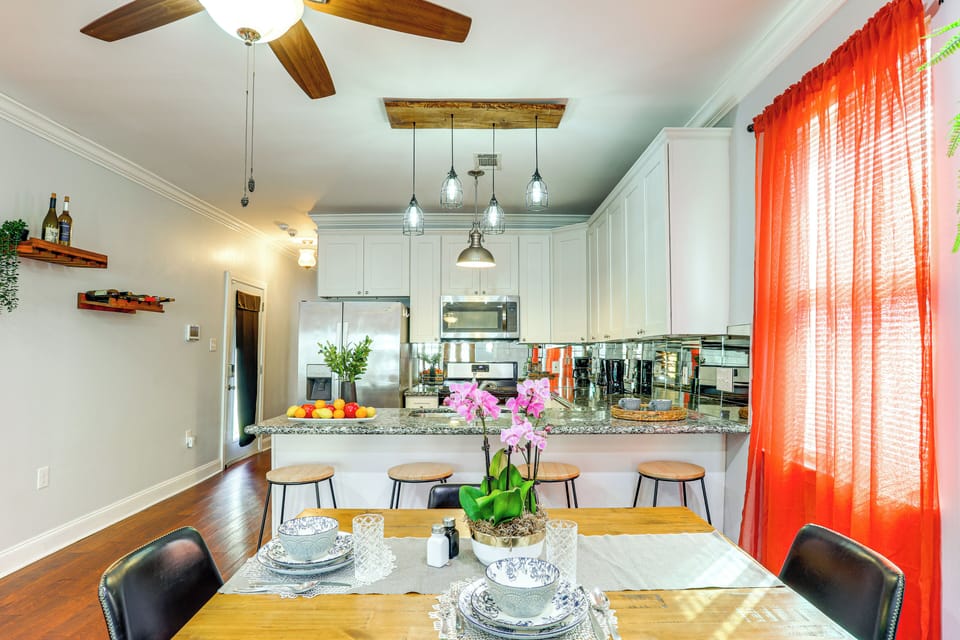 Property Interior | Single-Story Apartment | Free WiFi | Central A/C & Heating