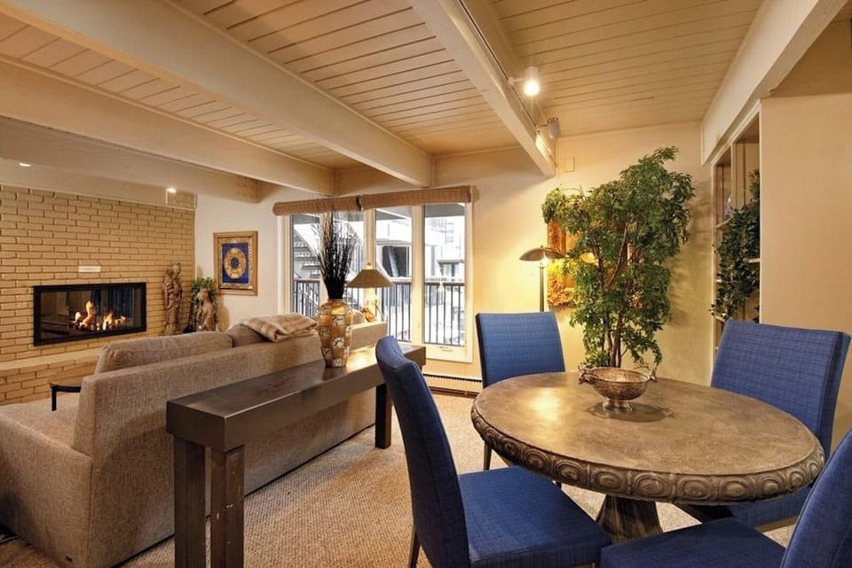 ASPEN CONDO DINING TABLE