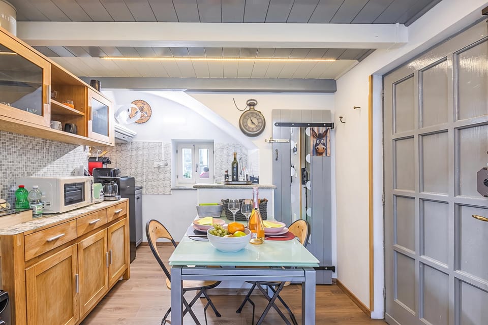 Kitchen and dining area