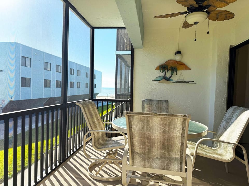 La Coquina 2BR – Beach, Pool & Sunsets (6106)