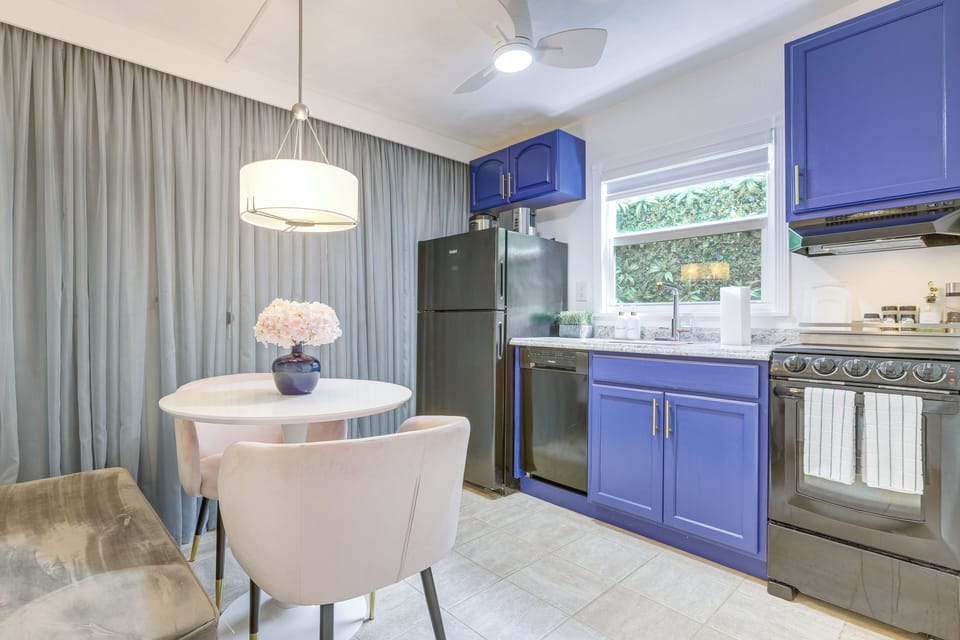 Kitchen | Cooking Basics | Dining Area