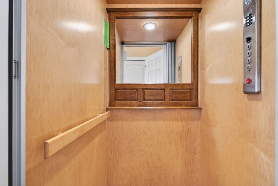 Elevator