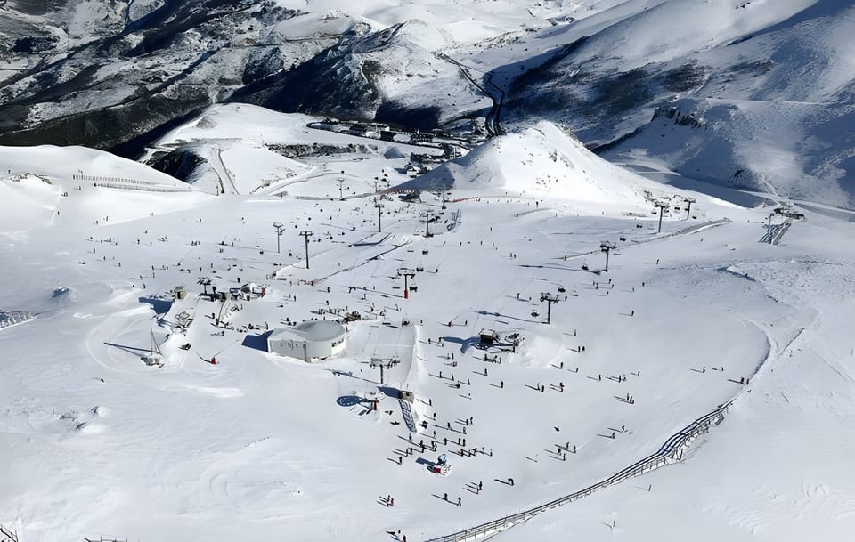 Snow and ski sports