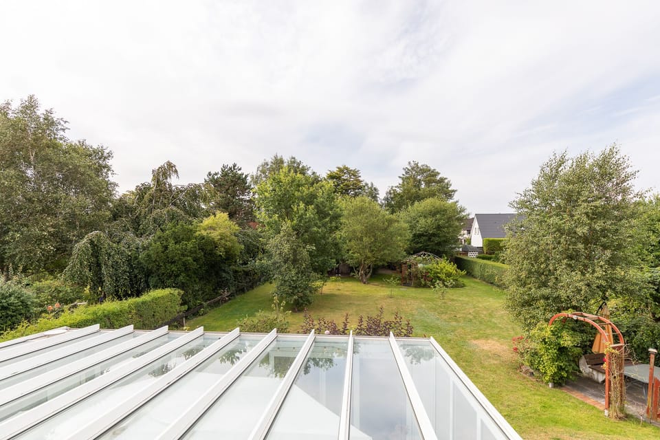View from the balcony into the garden