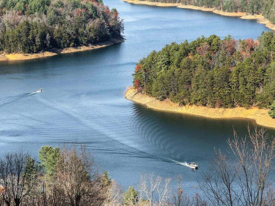 Beautiful views - Lake Blue Ridge
