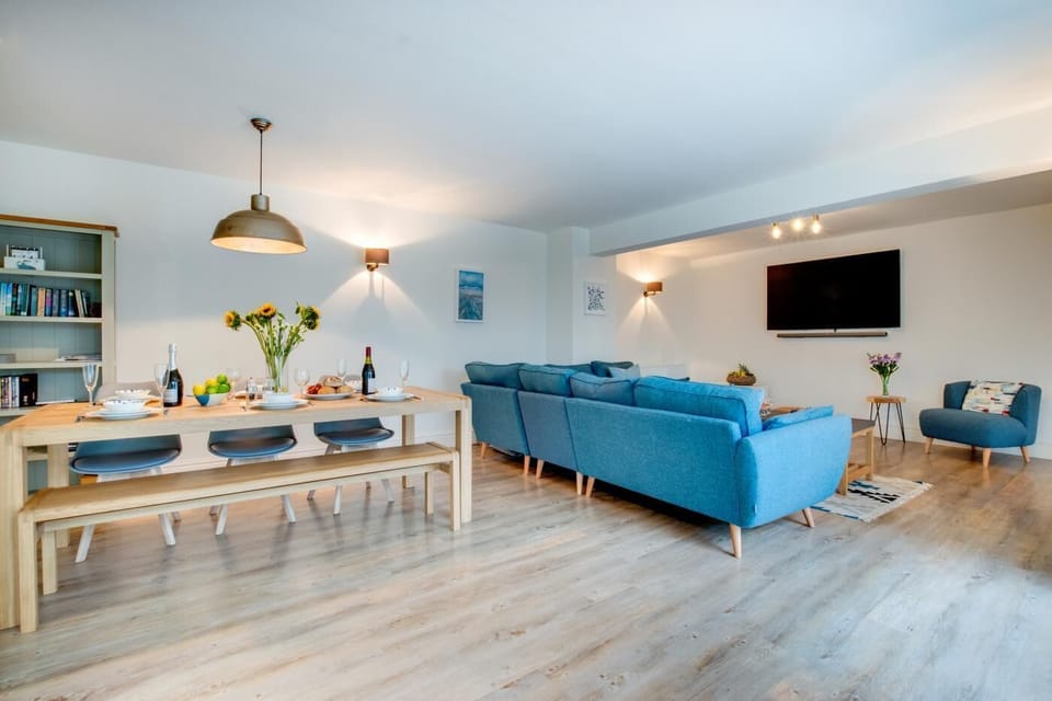 Lounge/Diner