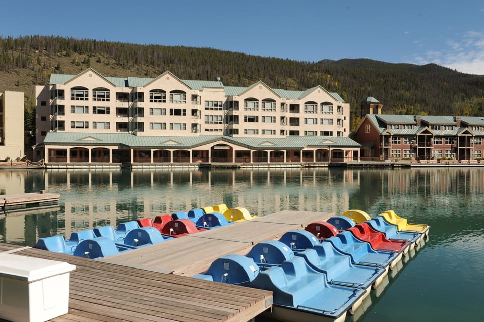 The condo is located right on Keystone Lake.