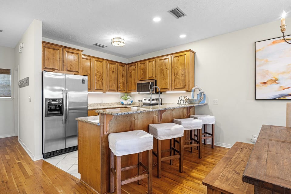Lily Pad Kitchen Alt