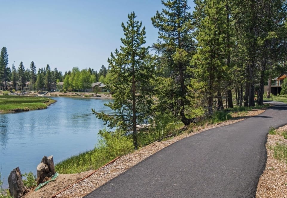 Exclusive walking and biking trails throughout community 