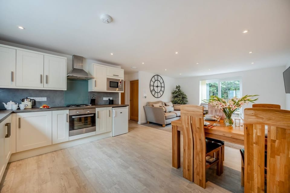 Kitchen/Diner Area