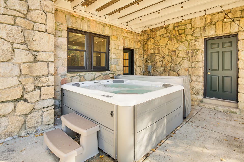 Private Hot Tub